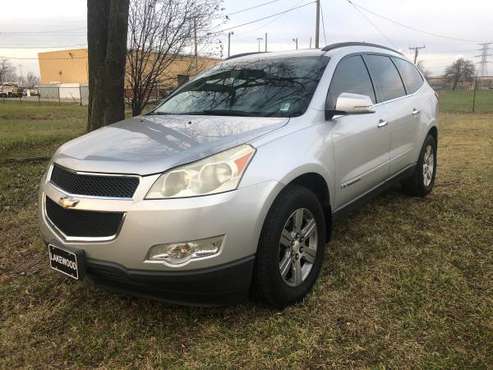 2009 Chevrolet Traverse - cars & trucks - by dealer - vehicle... for sale in Midlothian, IL