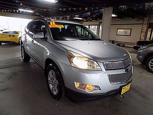 2011 CHEVROLET TRAVERSE - - by dealer - vehicle for sale in Oklahoma City, OK