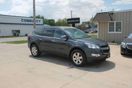 2011 Chevrolet Traverse - - by dealer - vehicle for sale in Waterloo, IA