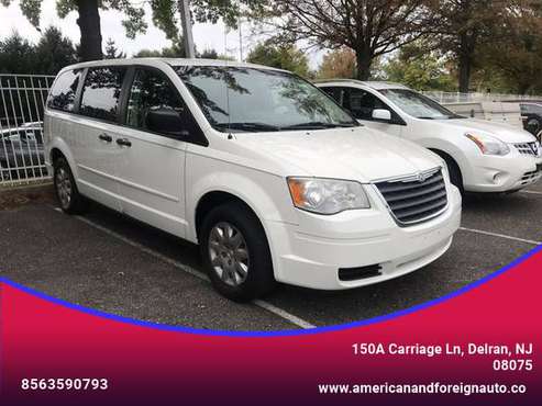 2008 Chrysler Town & Country - Financing Available! for sale in DELRAN, NJ