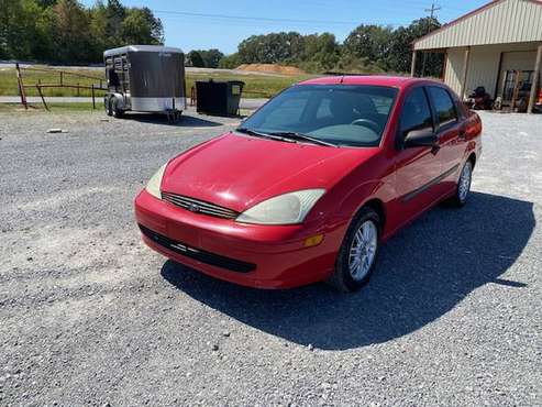 '02 Ford Focus - cars & trucks - by dealer - vehicle automotive sale for sale in Fayetteville, AL