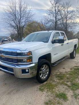 2015 Chevy 2500 double cab 8ft box for sale in Decatur, MI