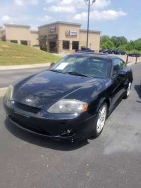 2006 HYUNDAI TIBURON GT LIMITED- 5SPEED MANUAL! SHARP 2DR COUPE!!!!!!! for sale in Clarksville, TN