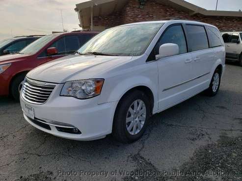 2015 *Chrysler* *Town & Country* *4dr Wagon Touring* - cars & trucks... for sale in Woodbridge, District Of Columbia