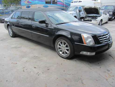 2011 DTS Cadillac Superior 6 door Limousine funeral car hearse for sale in Hollywood, FL