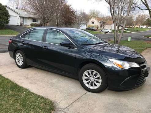 2015 Camry 4 door LE for sale in Inver Grove Heights, MN