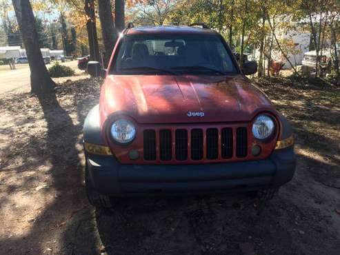 05 jeep liberty 4 x 4 - cars & trucks - by owner - vehicle... for sale in Greenville, SC