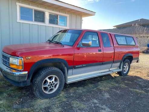 1996 Dodge Dakota 4 Wheel Drive - cars & trucks - by owner - vehicle... for sale in Bozeman, MT