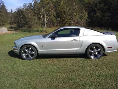 2006 Ford Mustang - cars & trucks - by owner - vehicle automotive sale for sale in Tignall, GA