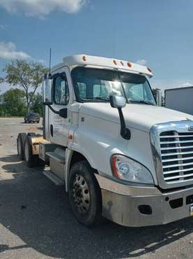 2012 Freightliner Daybed Semi - cars & trucks - by owner - vehicle... for sale in Monongahela, PA