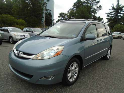 2006 TOYOTA SIENNA XLE LIMITED FULLY LOADED ONE OWNER EXCELLENT CONDIT for sale in Madison Heights, VA