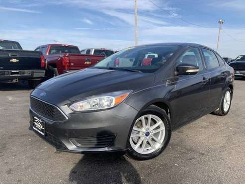 2015 FORD FOCUS SE - cars & trucks - by dealer - vehicle automotive... for sale in Chenoa, IL