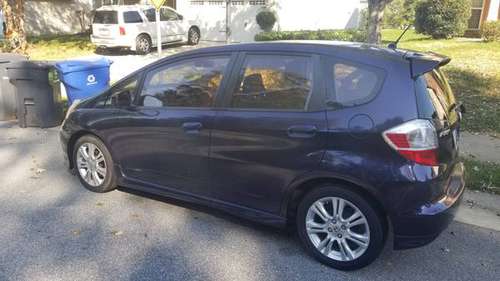 2009 Honda Fit Sport - cars & trucks - by owner - vehicle automotive... for sale in KERNERSVILLE, NC
