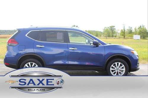 2017 Nissan Rogue SV for sale in Belle Plaine, MN
