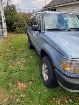 1998 ford explorer sport - cars & trucks - by owner - vehicle... for sale in Easthampton, MA