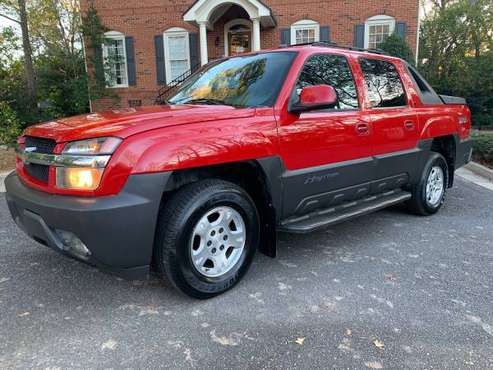 2005 Chevy Avalanche LT Z71 4X4 - cars & trucks - by dealer -... for sale in Roswell, GA