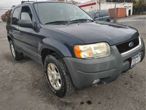 04 Escape suv 4wd - cars & trucks - by dealer - vehicle automotive... for sale in Vails Gate, NY