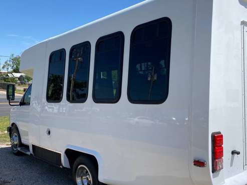 2017 c3500 passenger bus - - by dealer - vehicle for sale in Newalla, OK