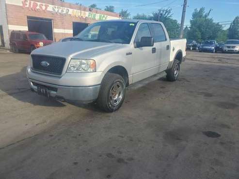 2006 Ford F-150 XLT 4dr SuperCrew 4WD Styleside 5 5 ft SB 41625 for sale in Toledo, OH