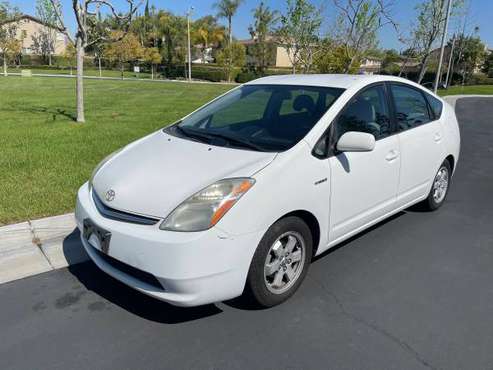 2007 TOYOTA PRIUS IN GREAT CONDITION W/ONLY 60k ORIGINAL Miles for sale in Riverside, CA