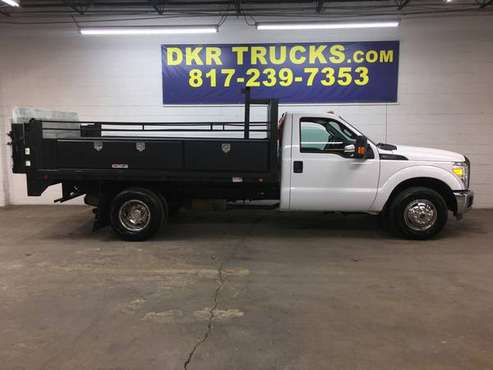 2015 Ford F-350 Reg Cab V8 Contractor Flatbed w/Liftgate ONE for sale in Arlington, NM
