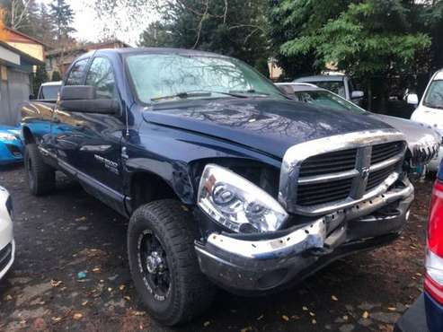 2006 Dodge Ram 2500 4dr Quad Cab 140.5 4WD SLT - cars & trucks - by... for sale in Portland, OR