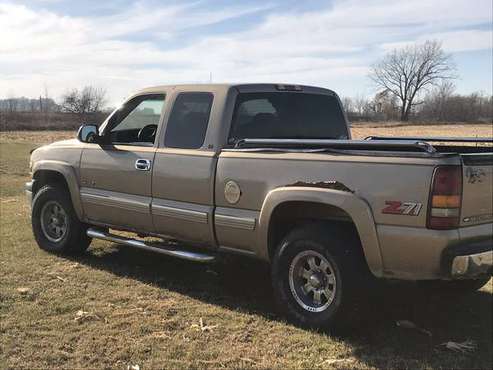 2000 Chevy 4x4 - cars & trucks - by owner - vehicle automotive sale for sale in Lansing, MN