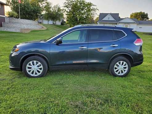 2016 NISSAN ROGUE AWD- 74,306 MILES-LIKE NEW - cars & trucks - by... for sale in Spring Grove, MN