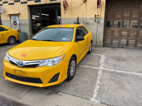 TOYOTA CAMRY 2014 - cars & trucks - by owner - vehicle automotive sale for sale in Long Island City, NY