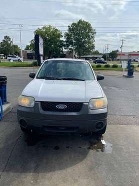 06 Ford Escape for sale in Memphis, TN