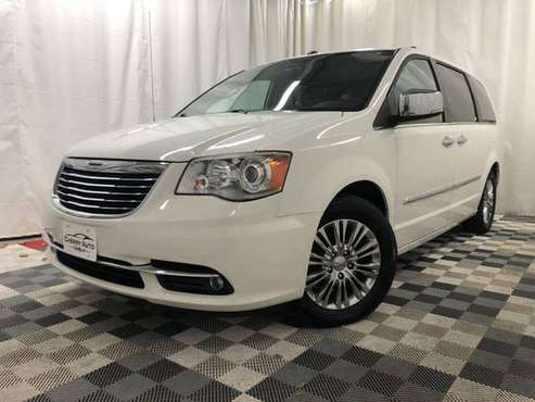 2011 CHRYSLER TOWN COUNTRY LIMITED - cars & trucks - by dealer -... for sale in North Randall, OH