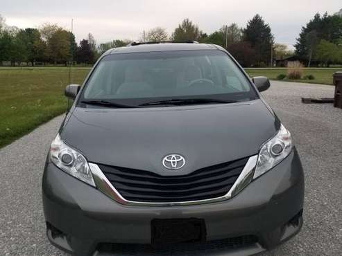 2013 Toyota Sienna LE for sale in West Milton, OH