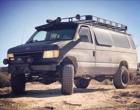 1992 4x4 Ford Econoline Club Wagon 15, 000 - - by for sale in San Pedro , CA