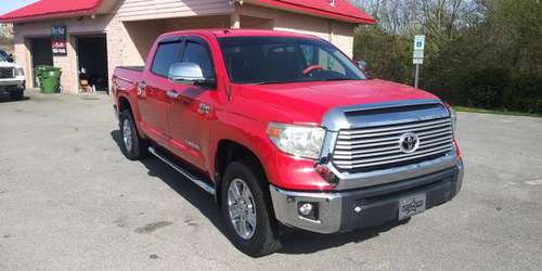 2015 Toyota Tundra 4X4 CREWMAX SR5 Clean truck 75K MILES - cars & for sale in Maryville, TN