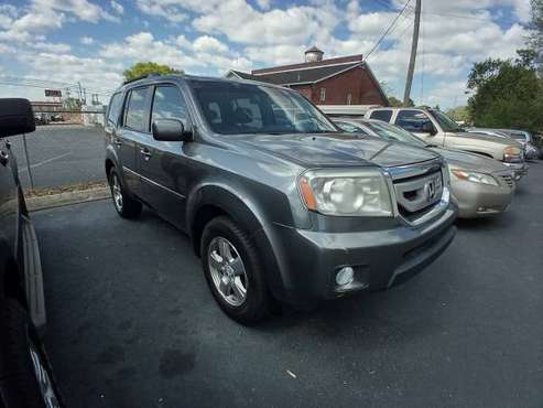 2011 Honda Pilot 4x4 2500 down - - by for sale in Columbia , TN