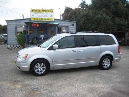 2010 CHRYSLER TOWN & COUNTRY TOURING TOURING Leather backup cam &... for sale in Austin, TX