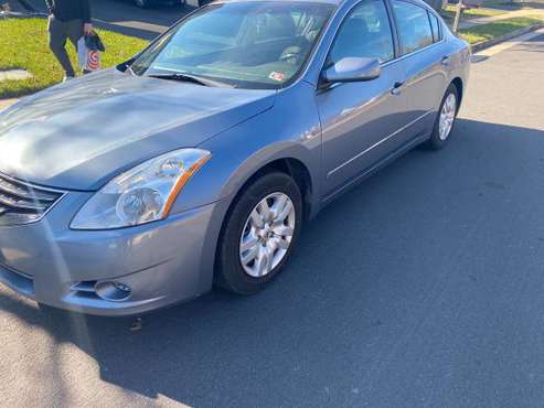 2011 Nissan Altima - cars & trucks - by owner - vehicle automotive... for sale in Bristow, District Of Columbia