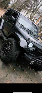 Jeep Wrangler- MINT! - cars & trucks - by owner - vehicle automotive... for sale in West Haven, CT