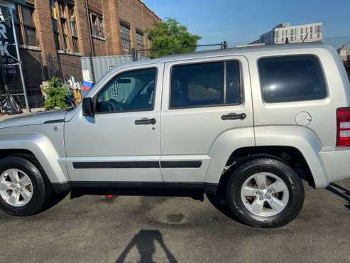 2012 Jeep Liberty 4x4 - cars & trucks - by owner - vehicle... for sale in Brooklyn, NY