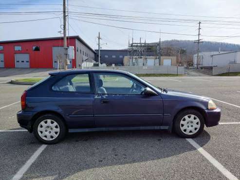 1998 Honda Civic DX Hatchback - cars & trucks - by owner - vehicle... for sale in Radford, VA