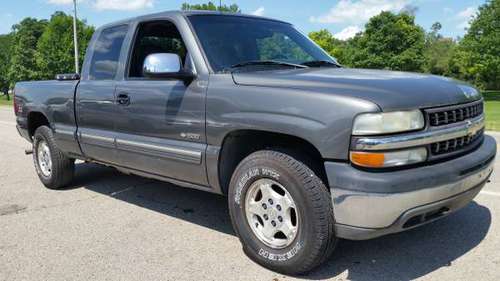 02 CHEVY SILVERADO X-CAB 4WD Z-71- 5.3 V8, COLD AIR, RUNS DRIVES GREAT for sale in Miamisburg, OH