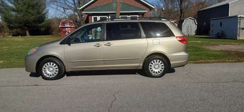 2004 Toyota Sienna - cars & trucks - by owner - vehicle automotive... for sale in Morrow, OH