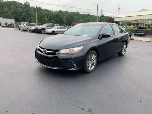 2016 Toyota Camry SE - cars & trucks - by dealer - vehicle... for sale in Louisville, KY