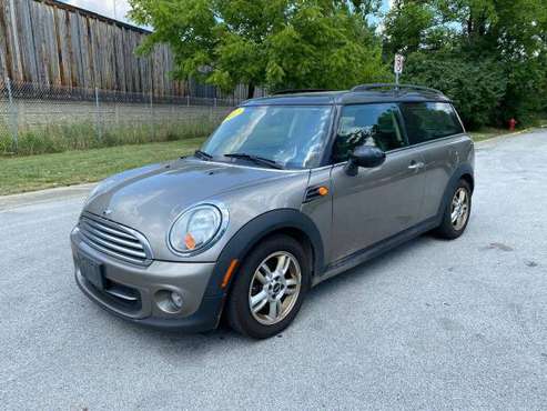 2012 MINI Cooper Clubman Base 3dr Wagon - cars & trucks - by dealer... for sale in posen, IL