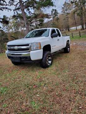 Chevy Silverado 1500 LT 09' - cars & trucks - by owner - vehicle... for sale in Salisbury, NC