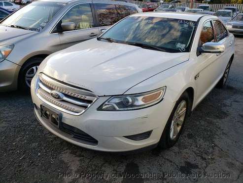 2010 *Ford* *Taurus* *4dr Sedan SE FWD* White - cars & trucks - by... for sale in Woodbridge, District Of Columbia