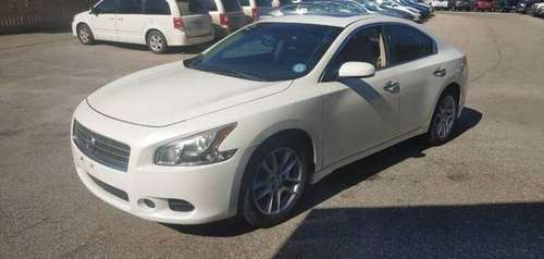 3 Day Sale- 0 Rust - 2010 Nissan Maxima 89k - cars & trucks - by... for sale in Rochester, MN