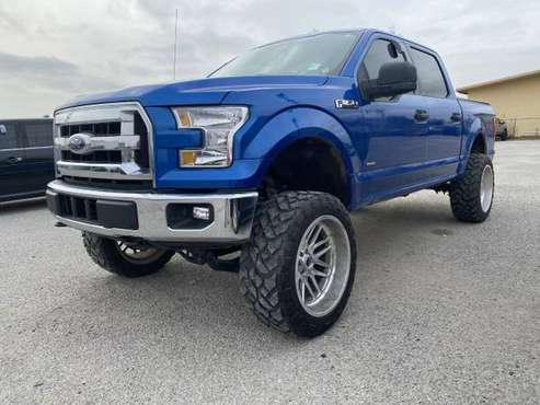 *MUST SEE* 2015 FORD F-150 XLT 4X4 *LIFTED* - cars & trucks - by... for sale in Norman, KS