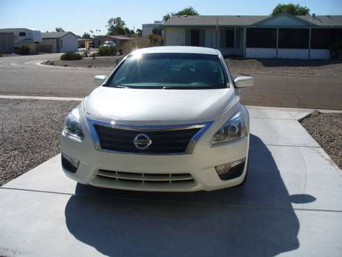 2014 NISSAN ALTIMA - EXCELLENT - cars & trucks - by owner - vehicle... for sale in Yuma, AZ