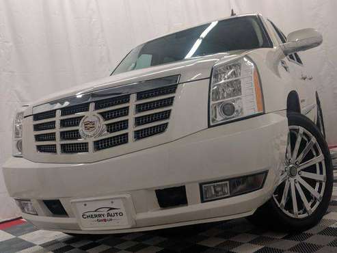 2007 CADILLAC ESCALADE LUXURY for sale in North Randall, OH